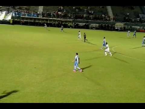 Elson bala jogando no time do São Raimundo campeonato amazonense 2017