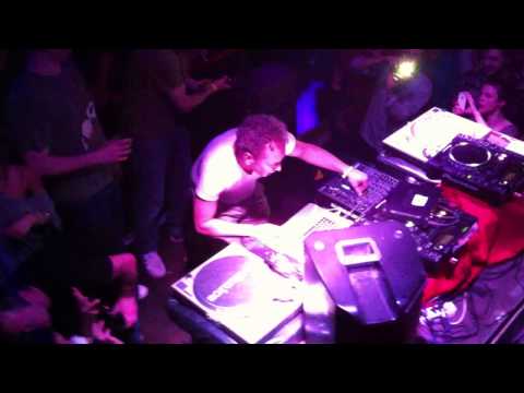 ARK Live Minibar Night  @ Le Pigallion Paris