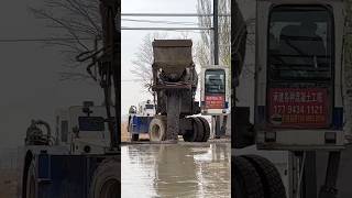 Download lagu Truk Molen truk oleng ngecor jalan #truk #truck #funny #amazing mp3