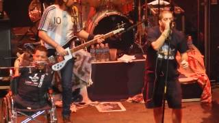 vicioso, jugador y mujeriego. Don Osvaldo