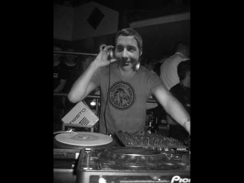 dj fikret