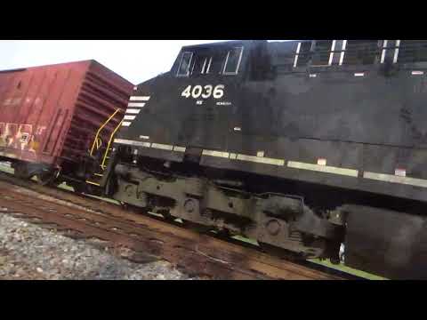 NS 321 clear Warner Robins with a NS SD60E leader