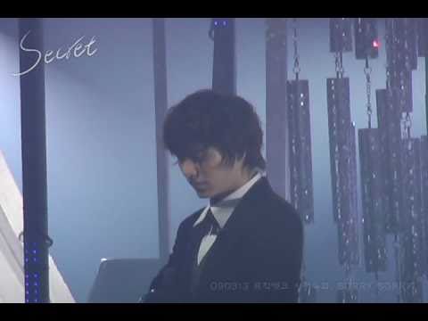 090313 MusicBank Super Junior - Sorry Sorry Kyuhyun Fancam