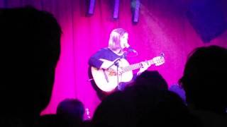 Aldous Harding - Party (Live, London 2016)