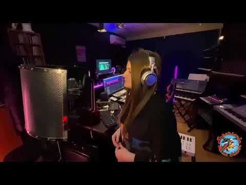 TRAIN WRECK - JAMES ARTHUR (Version Anna Capitanini, best italian voice)