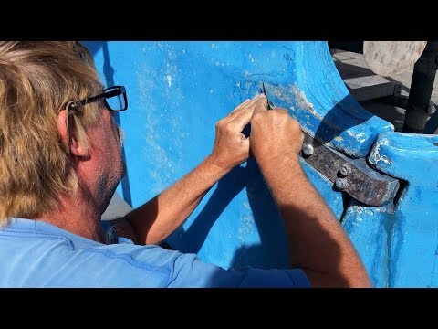 Ep 172 | A Clean Bottom, Hauled Out, Gold Coast, Australia, Sailing Nutshell