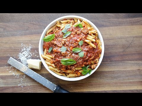 download lagu mp3 mp4 How To Cook Turkey Mince Bolognese, download lagu How To Cook Turkey Mince Bolognese gratis, unduh video klip How To Cook Turkey Mince Bolognese