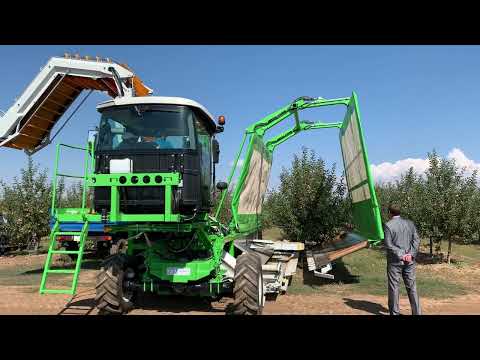 Apfelerntemaschine OE4  FRUMACO Shake & Catch Apple , Plums, Sherries, Almonds  Pistacies Harvester