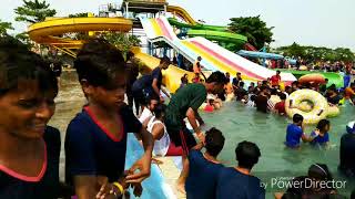 preview picture of video 'Complete tour of Funtasia Water Park | Patna | Full Masti |'