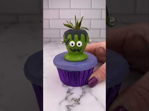FRANKEN BERRIES 💚🖤🍓 #frankenstein #halloween #shortsfeed
