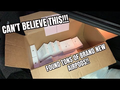 FOUND BRAND NEW AIRPODS DUMPSTER DIVING APPLE STORE BIGGEST APPLE STORE DUMPSTER DIVING JACKPOT EVER Video
