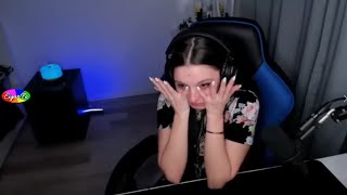 Download lagu Cewek Bule Dibuat Nangis Oleh alunan lagu & Petikan Gitar Alip Ba Ta mp3