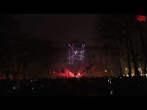 08.11.2025 Rostock mit der Lasershow ist die Rostocker Lichtwoche beendet.