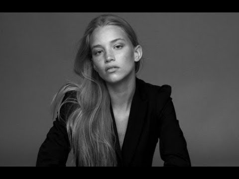 REBECCA LEIGH LONGENDYKE Model 2019 - Fashion Channel