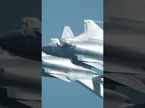 China's Insane New Fighter Jet Shocked The World 😱