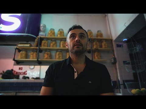 FORTY MEETINGS, ONE #ASKGARYVEE AND A NYC MEETUP ALL IN ONE DAY | DAILYVEE 279