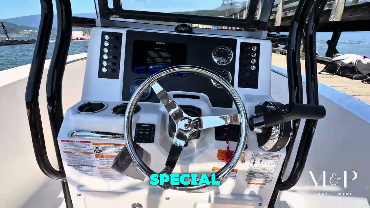 2027 Robalo R200 6422 - New and Used Boats For Sale in Canada - M&P Boat Centre – Burnaby [6a44401df89bf19e4d0e42e7]