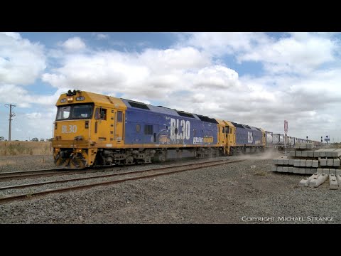7902V Pacific National Mildura Containers (12/1/2022) - PoathTV Australian Trains & Railways