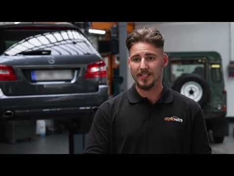 Ausbildung zum Kfz-Mechatroniker:in im autowerk Düsseldorf