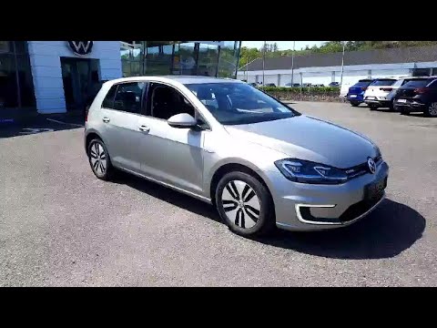 Volkswagen Golf E1F 136BHP Comfortline With Rearv - Image 2