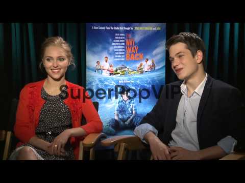 INTERVIEW - AnnaSophia Robb and Liam James on how it was ...