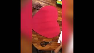 Disfraz de fresa para niños hecho en casa