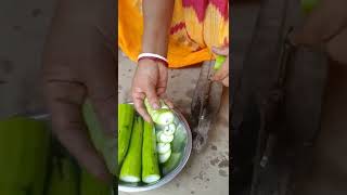 Download lagu Chichinga Bhaja | Chichinga recipe bengali #shorts #viral #youtubeshorts #crazyvillfood #short mp3