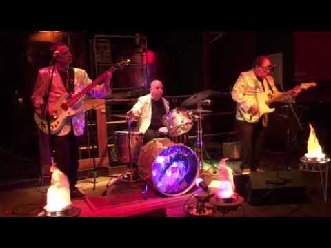 Tsunami Of Sound performs "Marshmallow World" - Dec 8, 2018