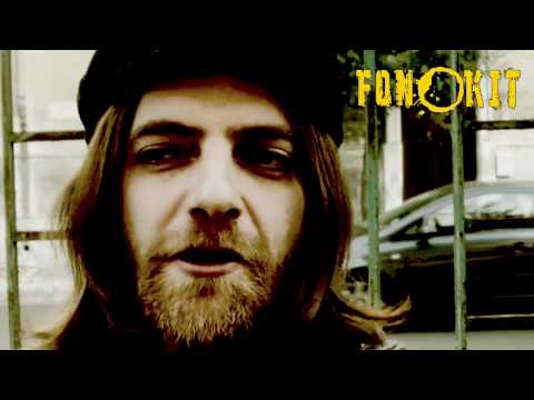 "Non Esiste" dei Fonokit per La Repubblica XL