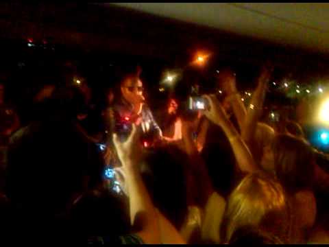 Amp Radio Switch Party 9 -Taio Cruz