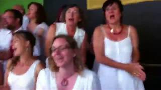 Gospelswingers Singing in the Rain! I&#39;m a Believer - Tonex Cover