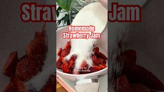 Download lagu Homemade Strawberry Jam Recipe #easyrecipe #strawberryjam #homemade mp3