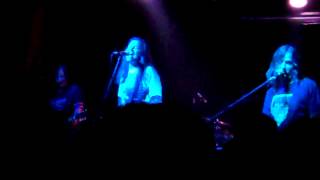 Redd Kross - Stay Away From Downtown