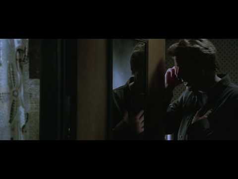 The Mothman Prophecies - De-sync'd Mirror & Indrid's Presence