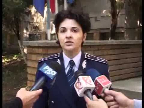 pistolar clan Ghenosu Tribunal Dambovita in Targoviste25 mai 2011