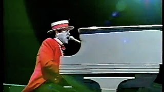 Elton John - Saturday Night&#39;s Alright For Fighting (Live in Sydney, Australia 1984) HD