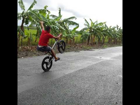 El lirico en la calle RD