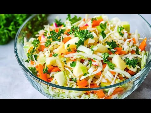 Leckerer Chinakohl Apfel Möhren Salat in 5 Minuten. Ich werde nie müde, diesen Salat zu essen!