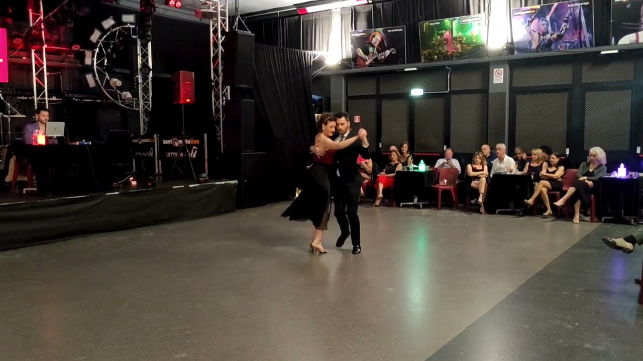 Marco Nodari y Claudia Cavagnini "El cachafaz" @Milonga Tango Mi Amor 2-4
