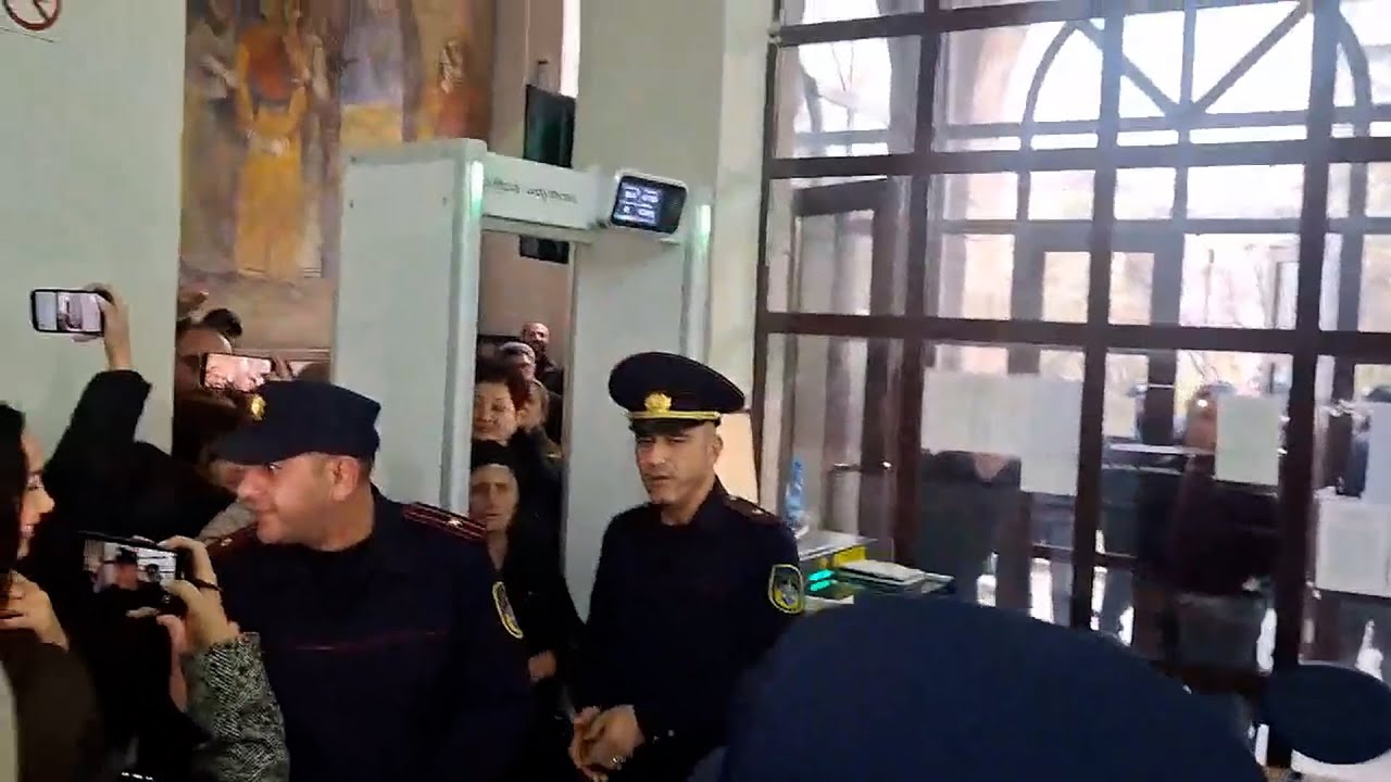 «Սըր-բա-զան». Իրավիճակը թեժացավ