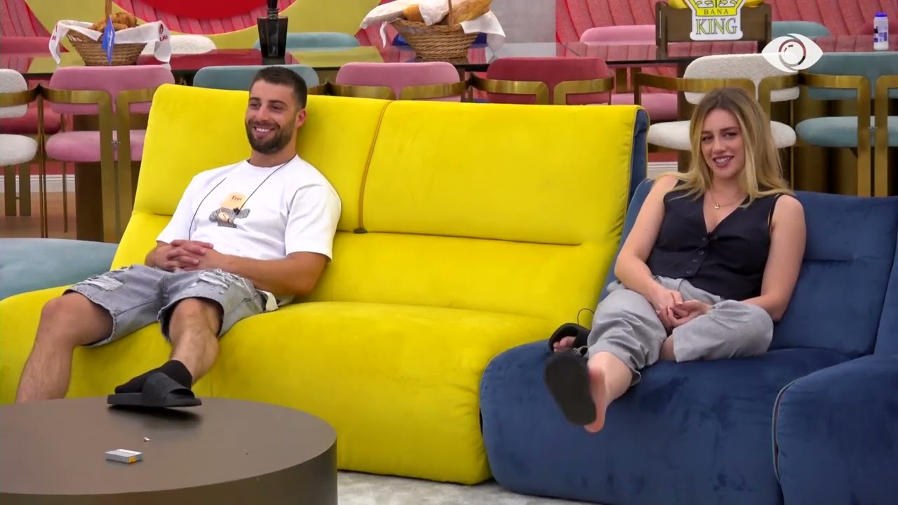 Një nga lojtarët më emocional, Romeo sheh një pjesë të rrugëtimit të tij përmes fotove