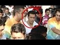 Salman Khan SLAPS his bodyguard! - YouTube