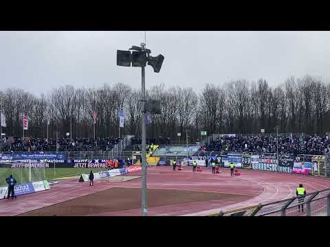 Schlägerei zwischen Oldenburg und Duisburg nach Leuchtrakete (VfB 2:3 MSV)