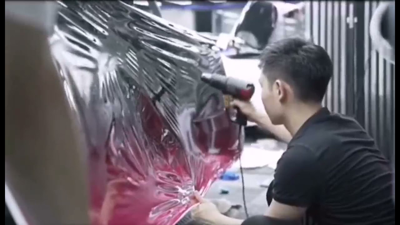 CICH Wrap is going on.Car wrapping vinyl film Installing...