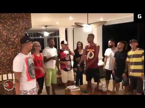 Medley Mc James Blue & Mc Nego Blue - Sextou (G)