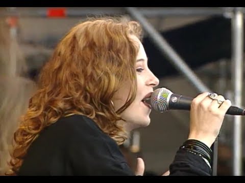 The Gathering - Eleanor (1995) Live