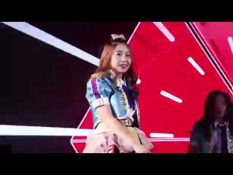 [Fancam] 181214 - BNK48 at The Festival of Light Paragon 2018 (BNK48 - Kaew Focus)
