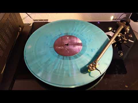Carbon Based Lifeforms – Hydroponic Garden on 12" Blue Splatter Vinyl Full HD Recording
