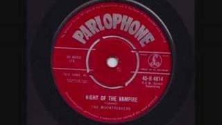The Moontrekkers - Night of the Vampire