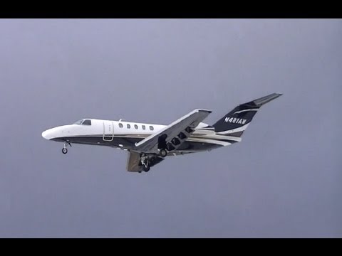 Cessna Citation CJ4 landing in Strong Crosswinds